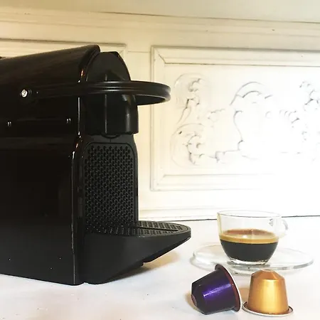 Spanish Steps Boutique Gold