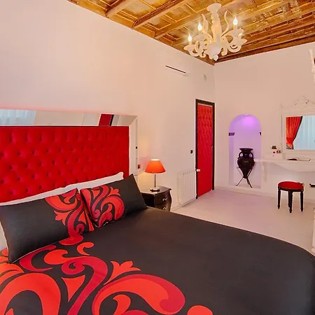 Spanish Steps Boutique Gold Appartamento *