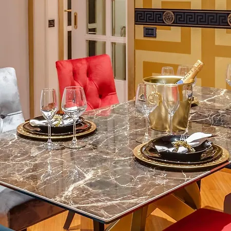 Spanish Steps Boutique Gold Roma