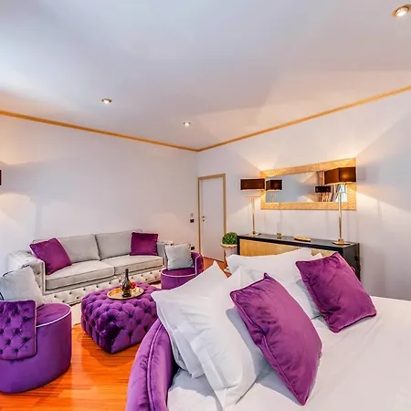 Spanish Steps Boutique Gold Appartamento *